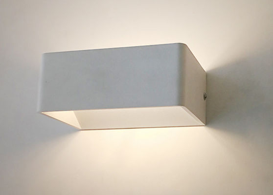 防水アルミニウム白い色20*10*8cmの9w現代壁ライト