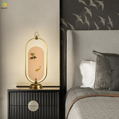 枕元の寝室の家のホテルのための創造的で簡単な北欧の現代卓上スタンド