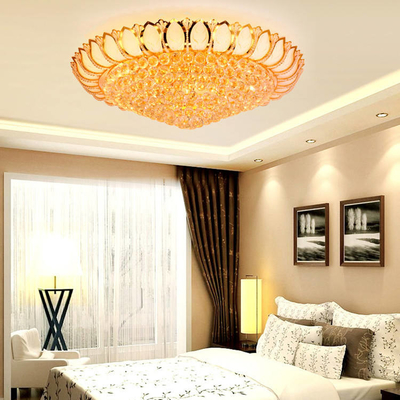 贅沢な水晶によって導かれる天井灯の円形の寝室の金のシャンデリア