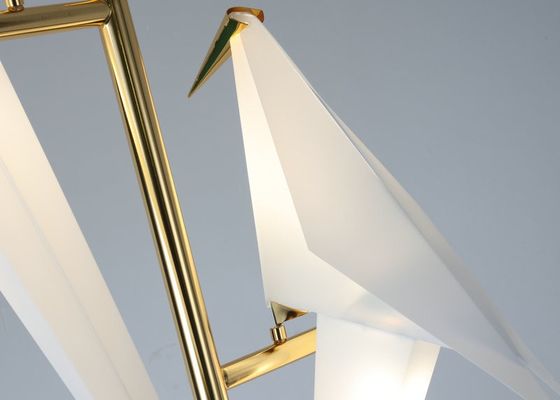 ノブ スイッチ北欧の芸術独特なペーパー クレーン鳥のローズの金のベッドサイド・テーブル ランプ