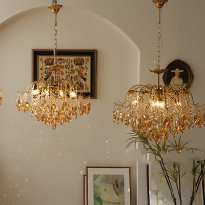 居間を食事する家の装飾の水晶シャンデリアのペンダント ライト贅沢でロマンチックな寝室